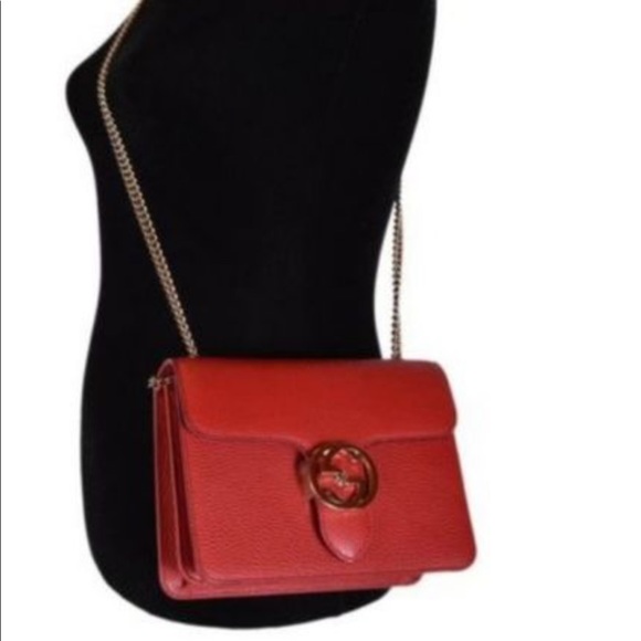 Barely used Gucci Interlocking G Chain Shoulder Bag 510304 In red for sale - Picture 9 of 11